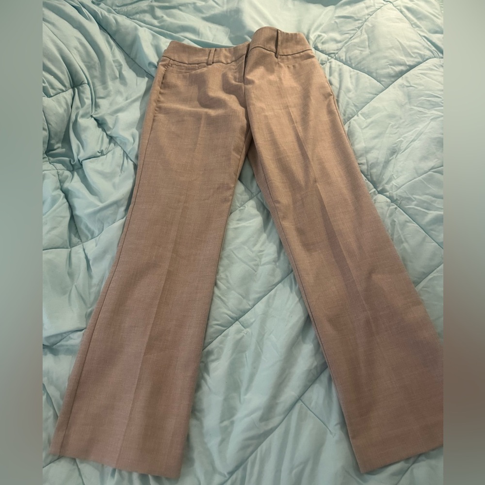 NWOT NY&Co Stretch Dress Pants. Light Grey. Sz 6 Petite